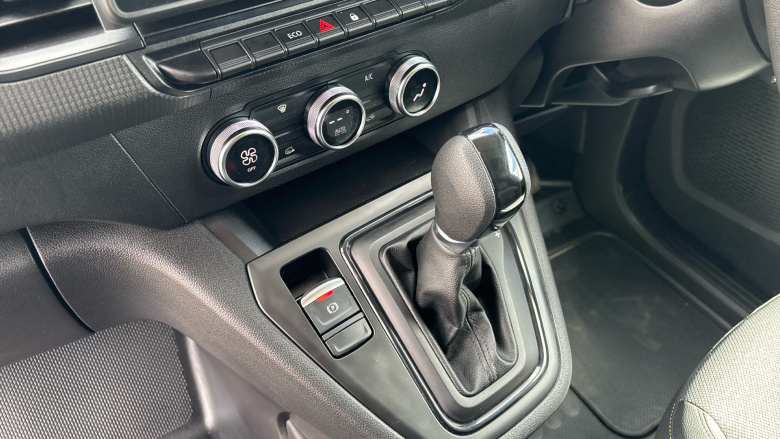 Renault Kangoo L2 E-Tech LL21 90kW 44kWh Advance [Safety] Van Auto